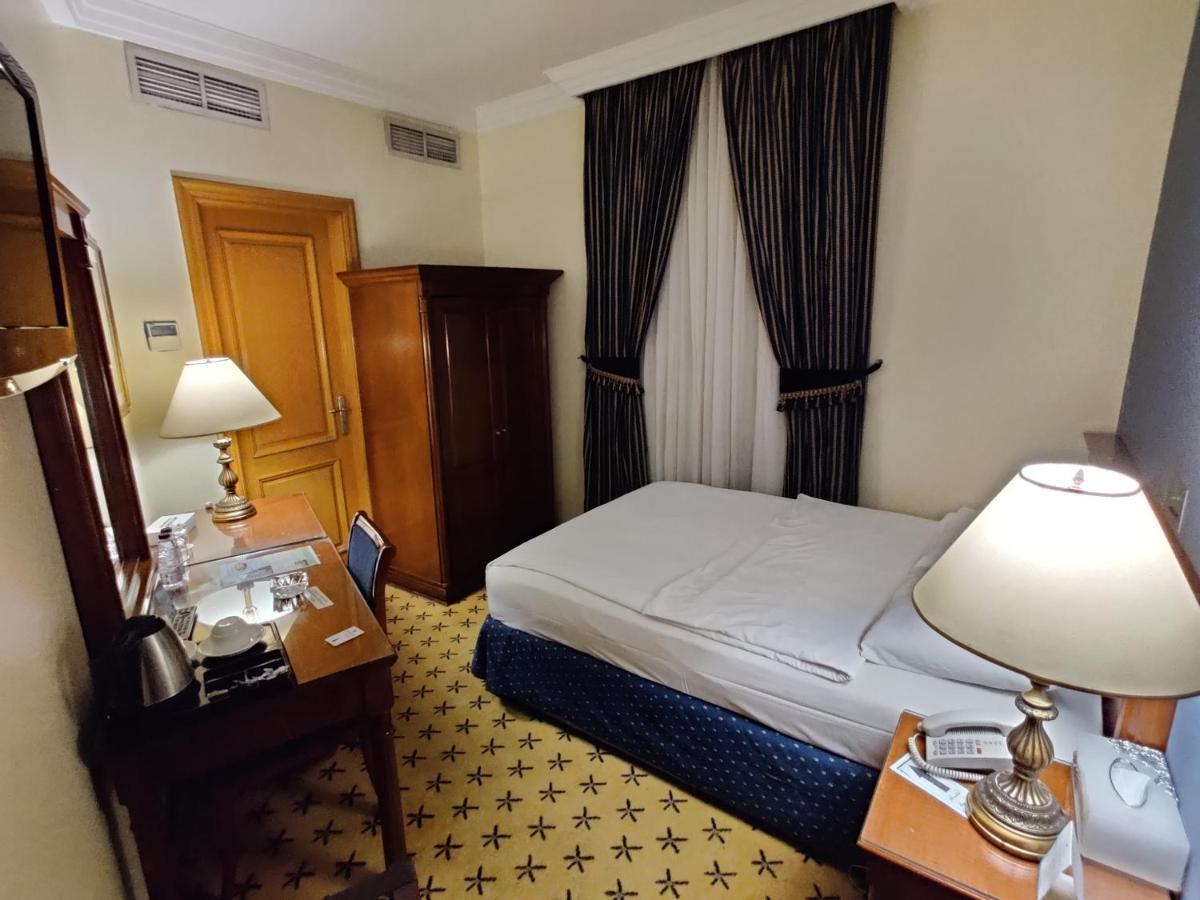 Al Madina Kareem Hotel Medyna Zewnętrze zdjęcie